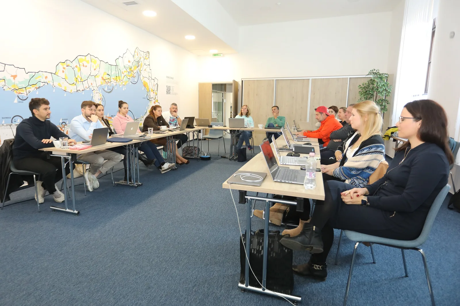 AI in tourism: practical training for a destination management organisation